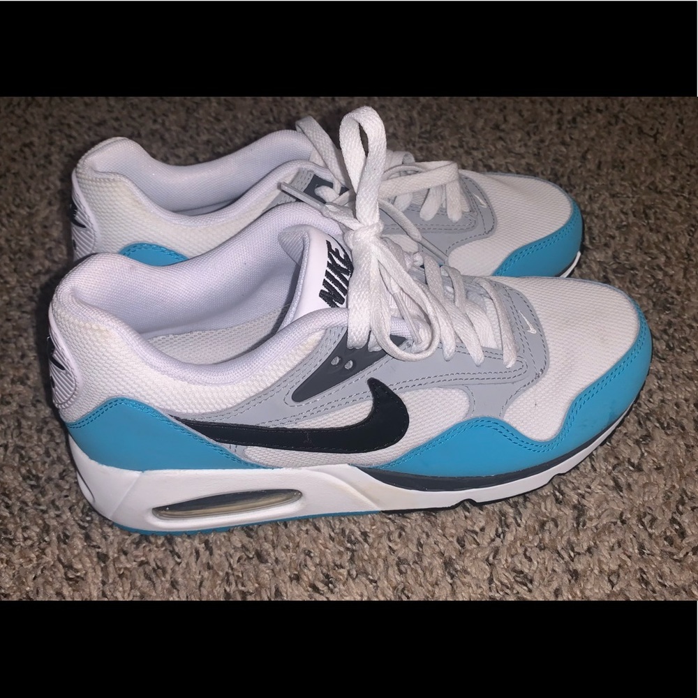 NIKE AIR MAX WHITE BLACK AND TURQUOISE